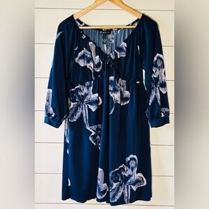 INC Blue and White Flower Dress. Date night, low cut, sexy, flowy, comfortable